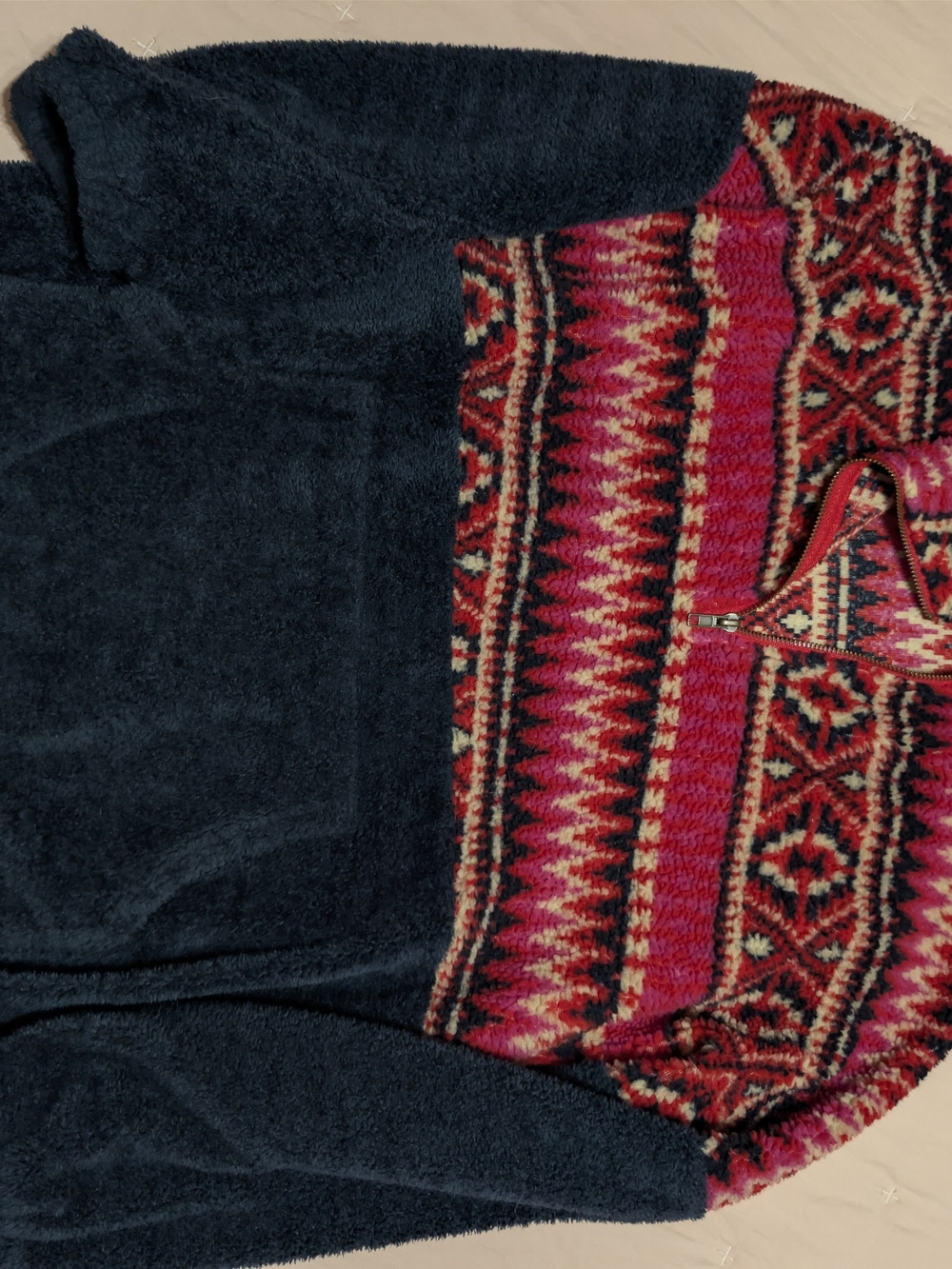 Main Strip Aztec Print Sherpa Pullover Size M Women's